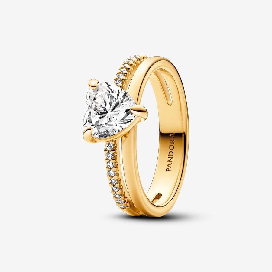 Oval Sparkling Halo Ring