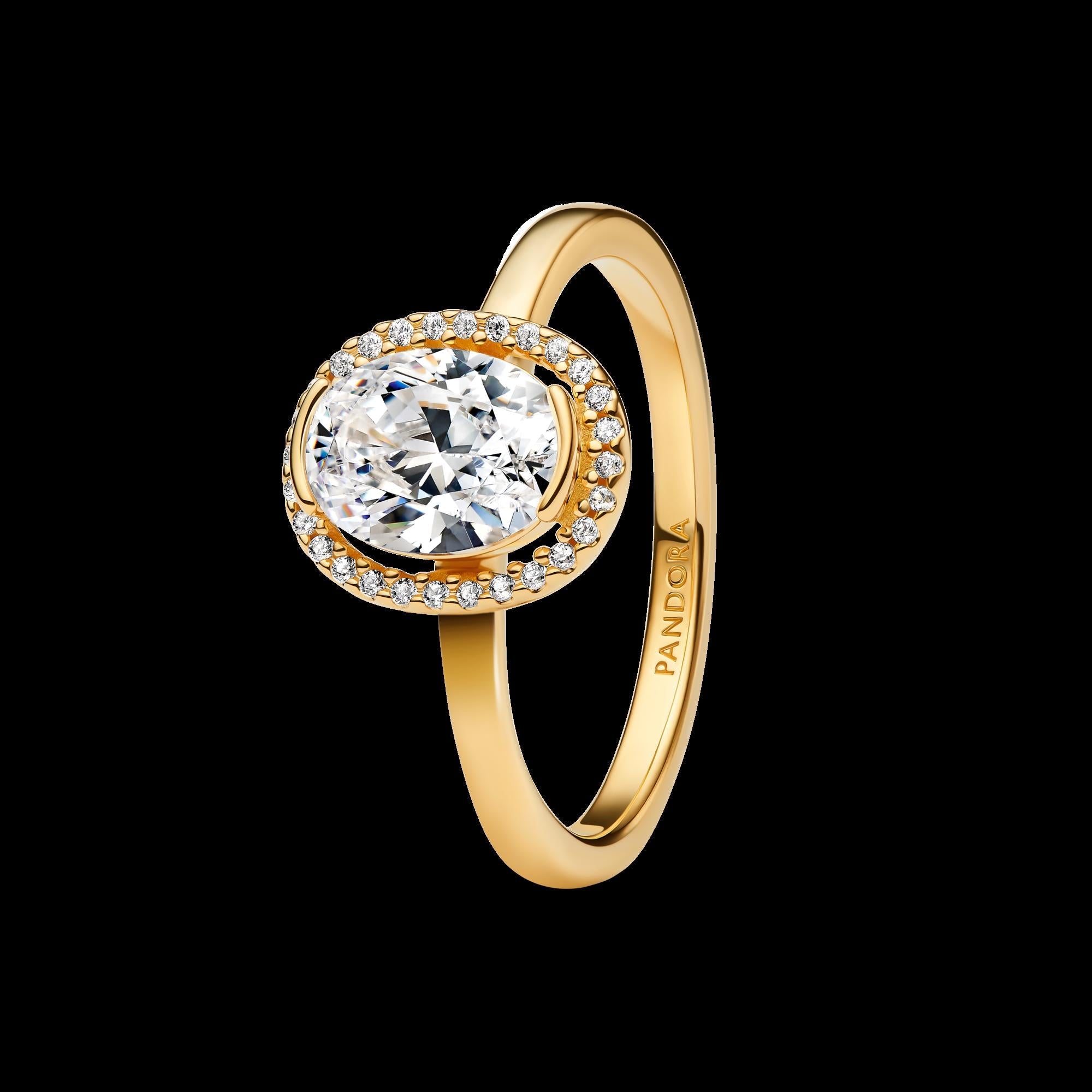 Oval Sparkling Halo Ring