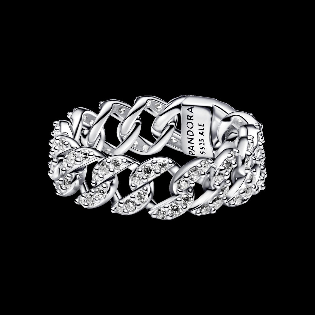 Sparkling Halo Hearts Ring